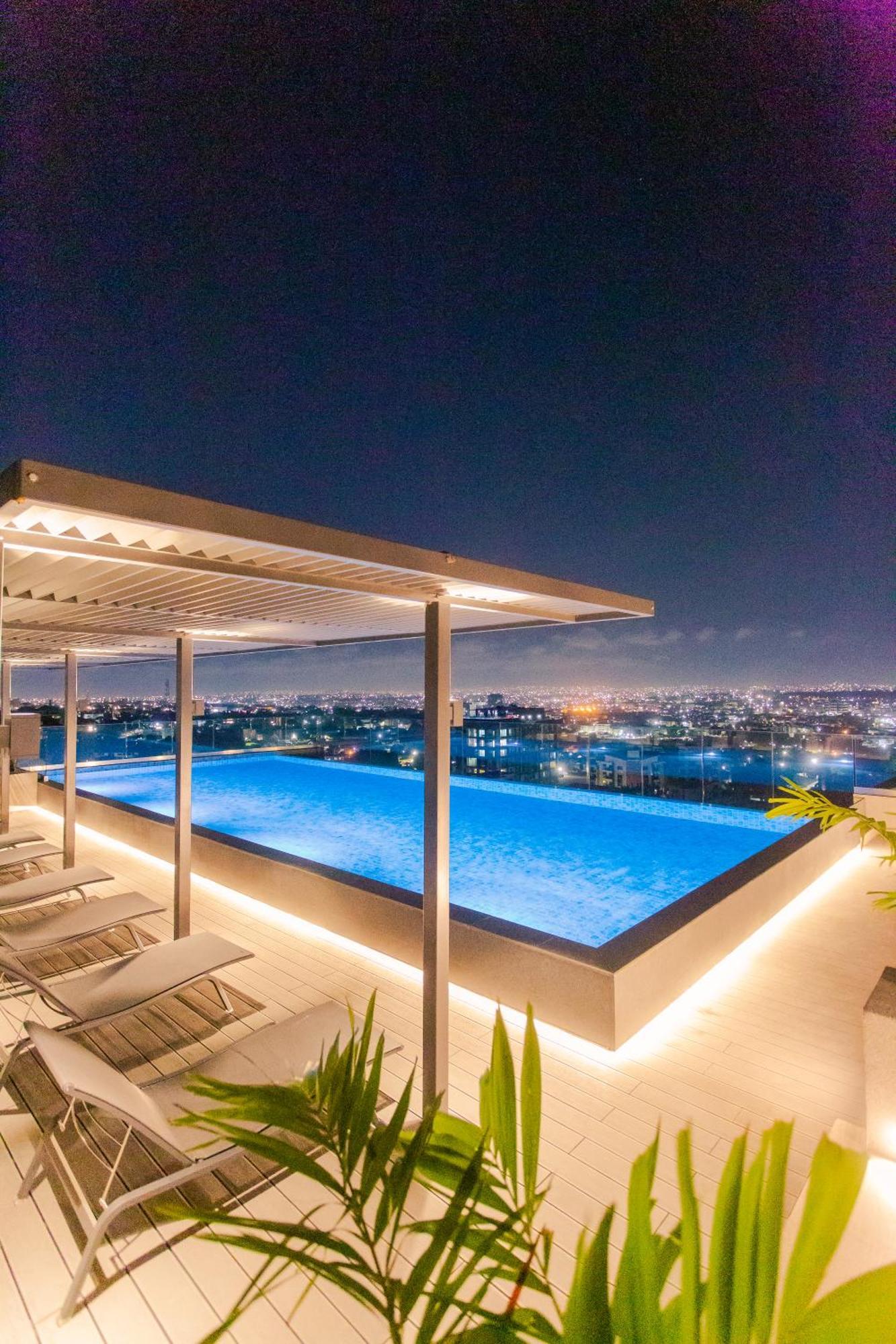 Accra Luxury Apartments @ The Lennox Exteriör bild