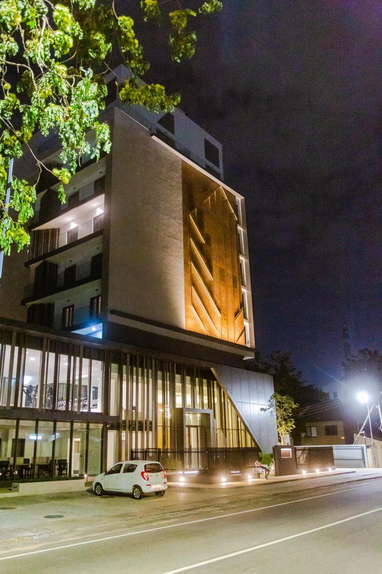 Accra Luxury Apartments @ The Lennox Exteriör bild
