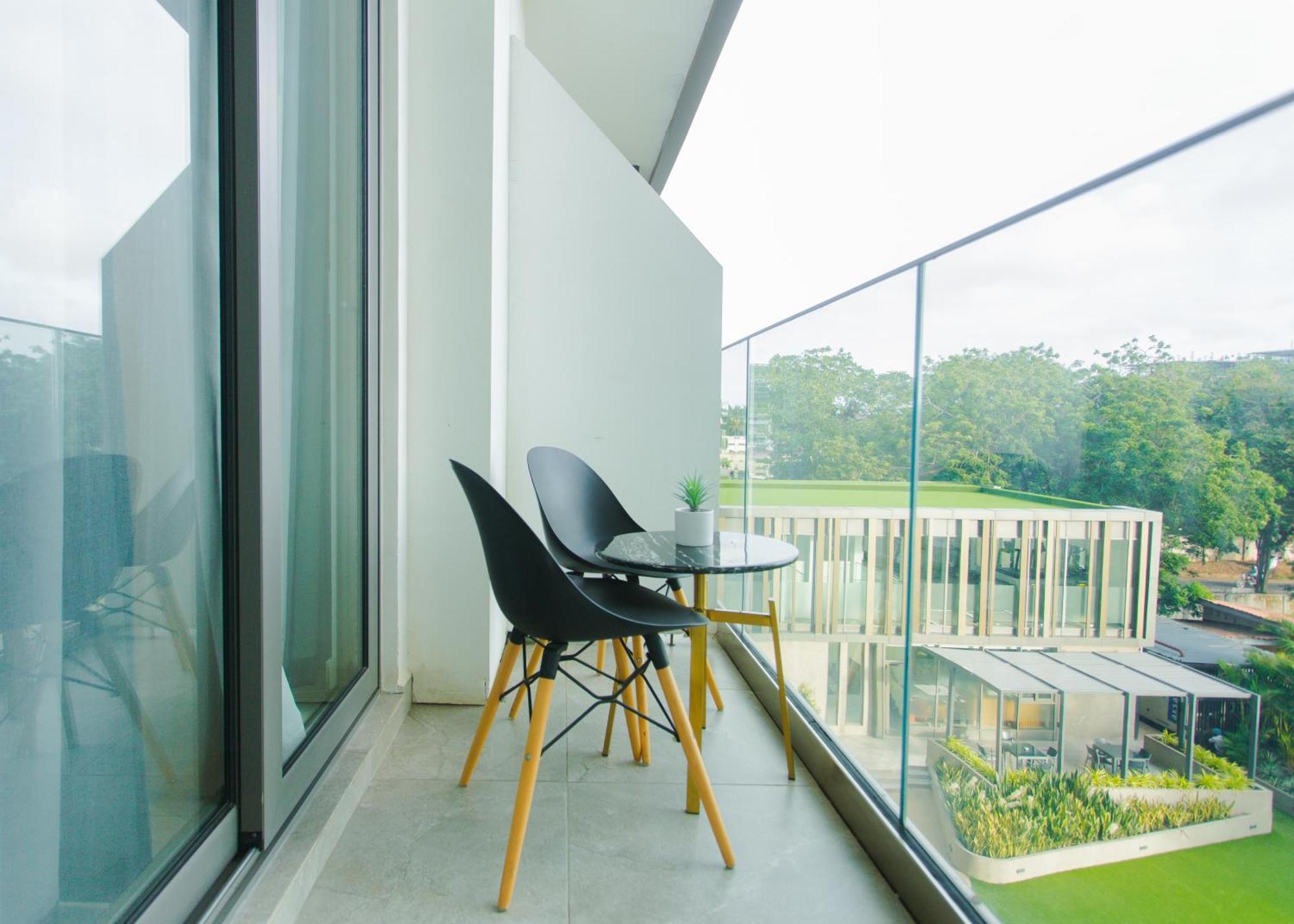 Accra Luxury Apartments @ The Lennox Exteriör bild